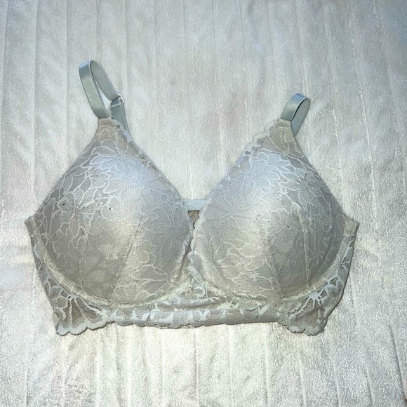 WOMEN’S Victoria secret bra size small D/DD - Picture 1 of 4